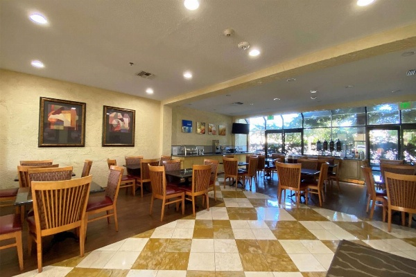 Wyndham Garden Newark/Fremont Silicon Valley image 5