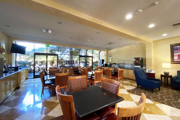Wyndham Garden Newark/Fremont Silicon Valley image 6